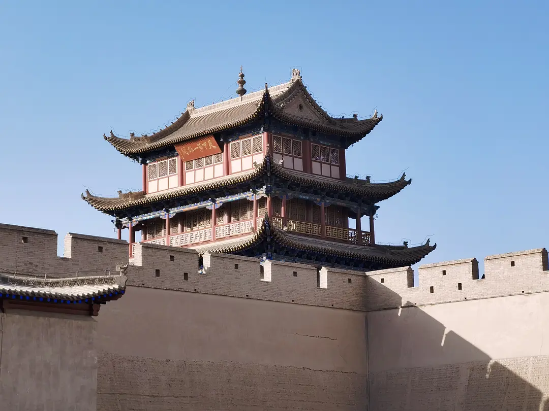 敦煌租車新手第一次租車時要考慮什么？