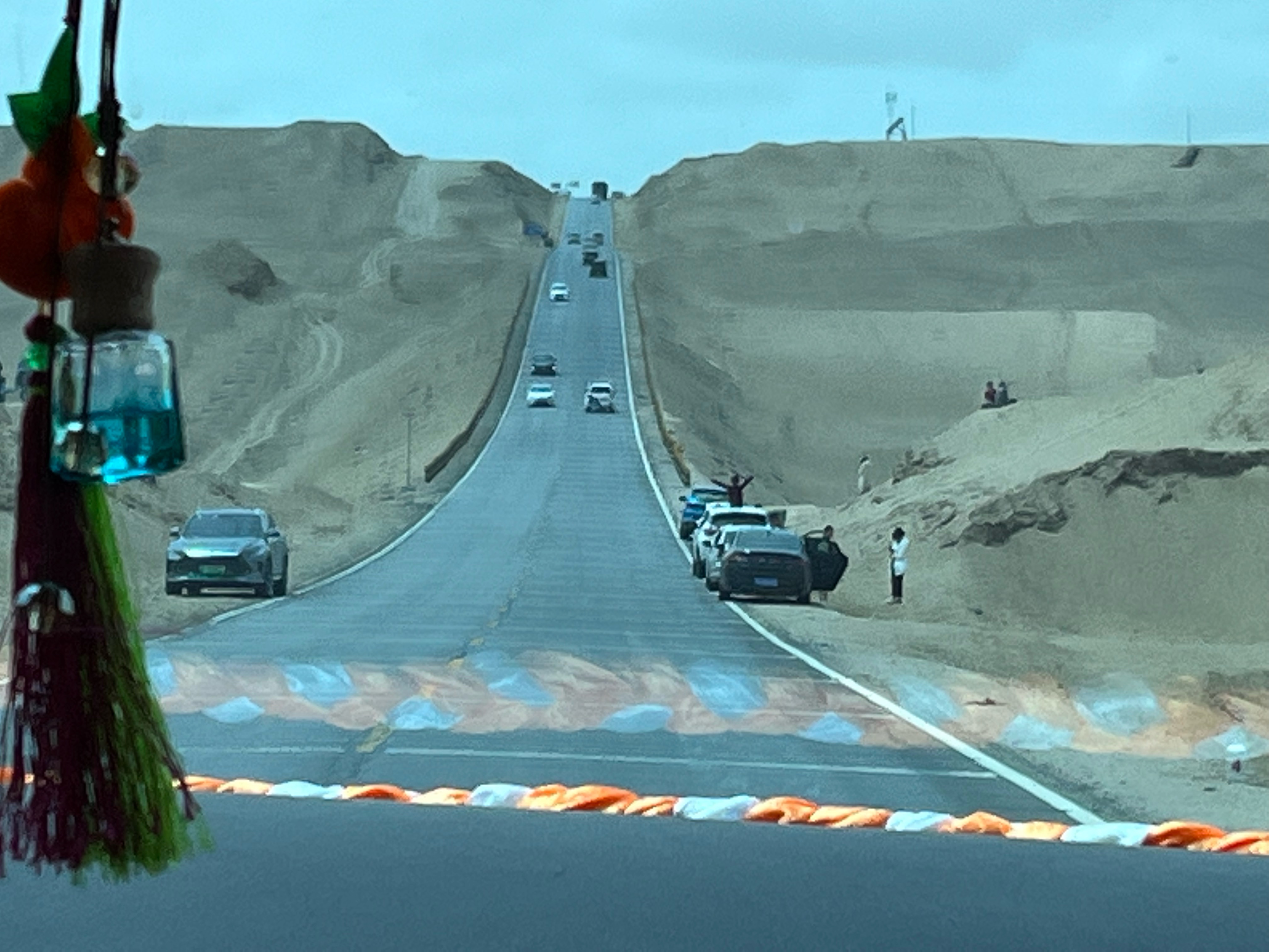 敦煌包車(chē)首次租車(chē)的朋友要知道哪些常識(shí)?