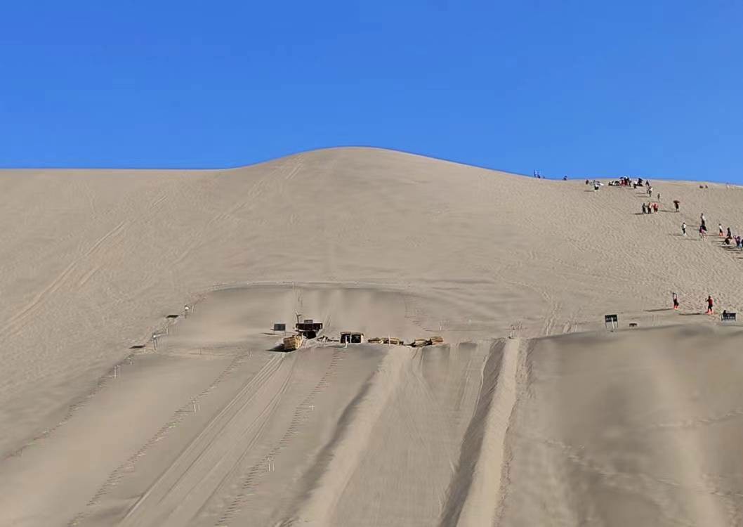 敦煌包車租車游客為什么這么喜歡呢？