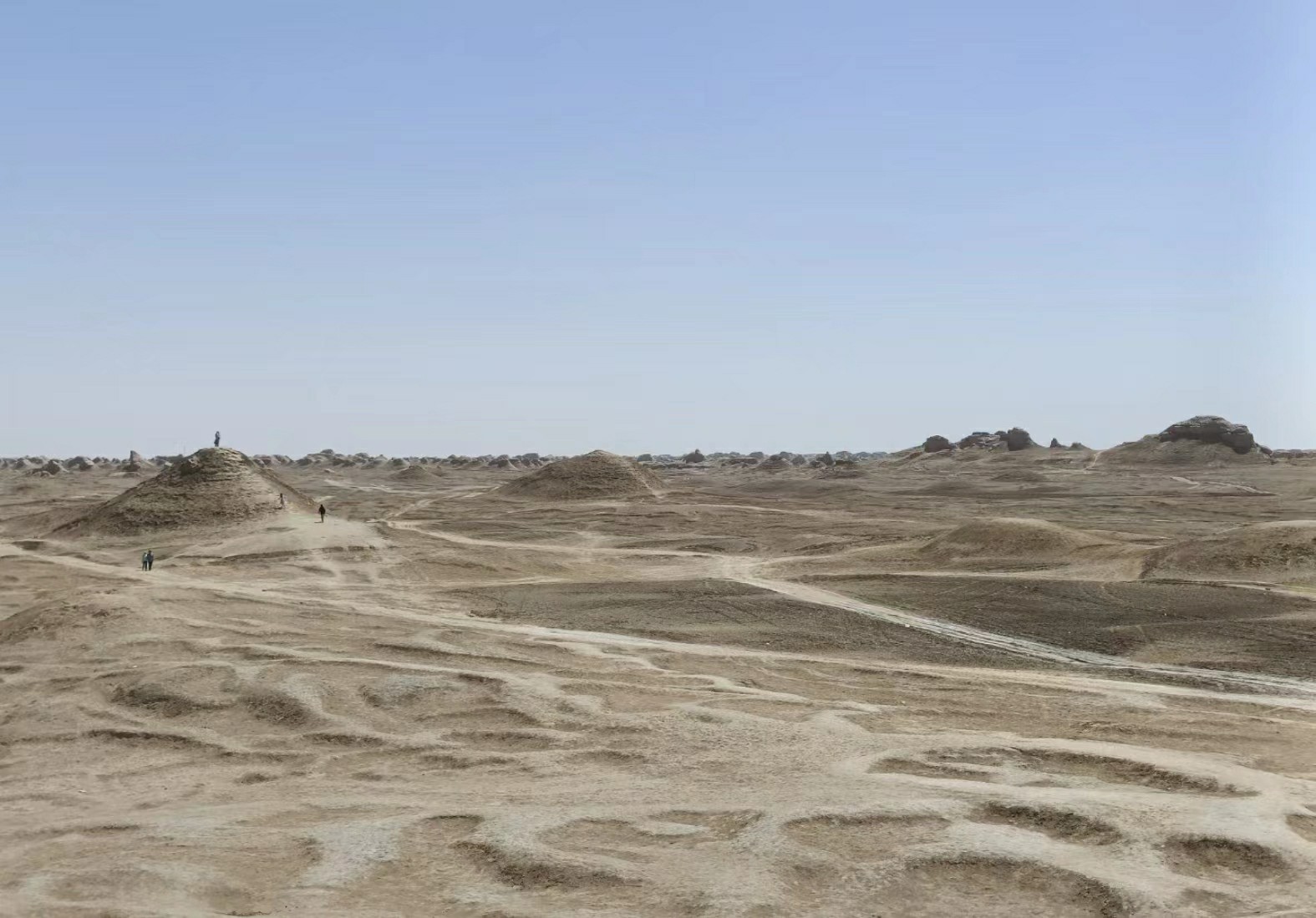 敦煌包車租車常見的幾個(gè)問題？