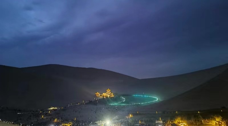 敦煌租車公司：租車時(shí)，應(yīng)該注意的事項(xiàng)