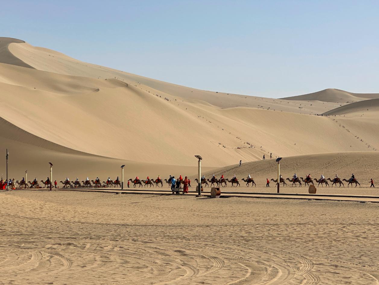 敦煌租車公司談長(zhǎng)期包車需要注意的問(wèn)題