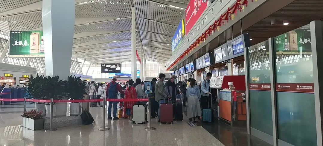 敦煌逐西租車旅游動(dòng)態(tài)：蘭州到敦煌怎么走好？蘭州到敦煌交通方式選擇