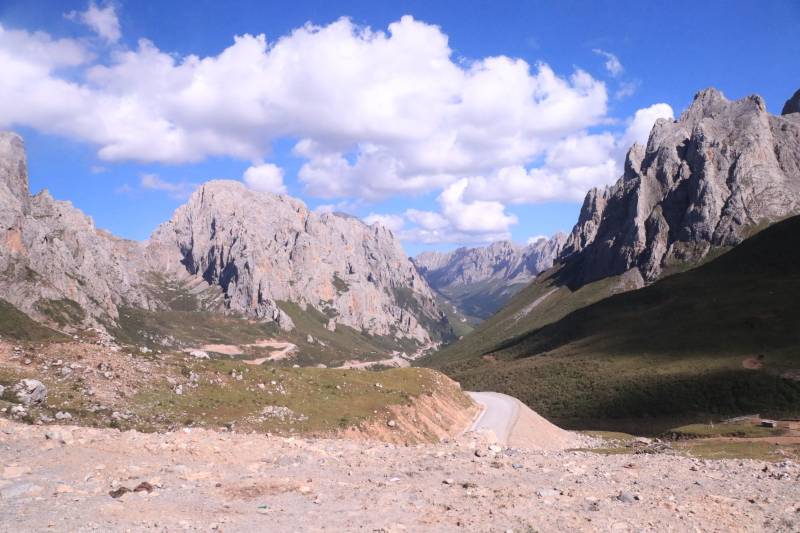 推薦一位非?？孔V的甘肅包車(chē)師傅