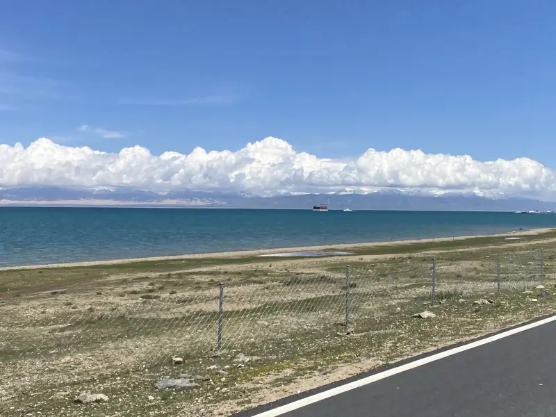 甘肅包車旅游新選擇：逐西租車公司，您的品質(zhì)出行伙伴