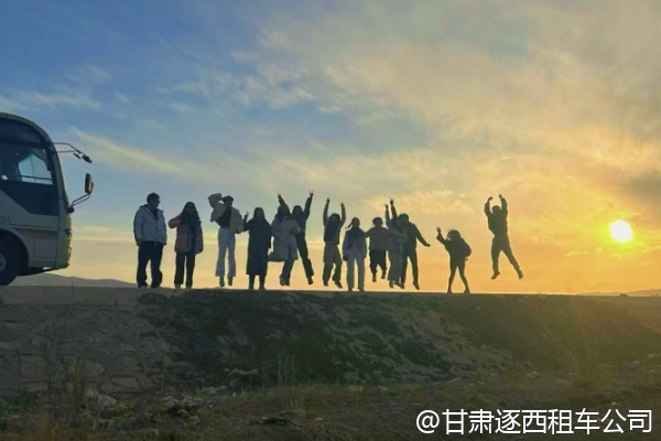 甘肅研學(xué)游，有沒(méi)有針對(duì)中小學(xué)生的絲綢之路講解？  