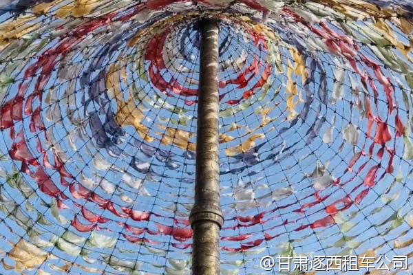 甘肅包車(chē)游，午餐一般怎么解決？司機(jī)一起吃飯嗎？  